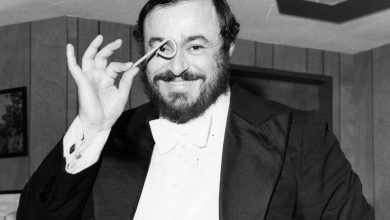 Photo of Luciano Pavarotti e Lucio Dalla a Unici, intervista omaggio