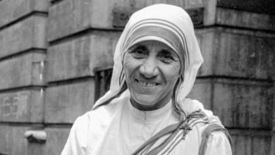 Photo of Madre Teresa di Calcutta Santa: il video della proclamazione