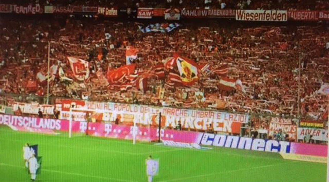 Striscione Tifosi Bayern Monaco Per Terremoto Centro Italia (Foto)