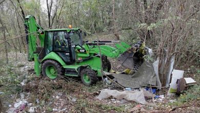 Photo of Rogoredo, Maxi-blitz nel “Bosco della Droga”: distrutte le baracche abusive con le ruspe