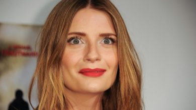 Photo of Mischa Barton Oggi è impazzita? L’attrice ricoverata in ospedale psichiatrico