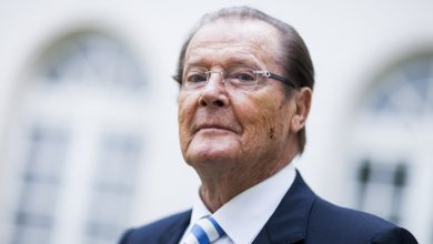 Photo of Morto Roger Moore: fu il terzo James Bond