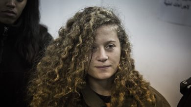 Photo of Ahed Tamimi resta in carcere, la ragazza palestinese che rischia una punizione esemplare