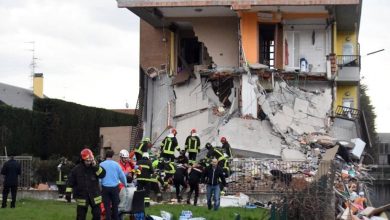 Photo of Crolla palazzina a Rescaldina in provincia di Milano, si indaga sulle cause