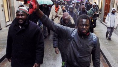 Photo of Raccolta fondi della comunità senegalese per ripagare le fioriere a Firenze