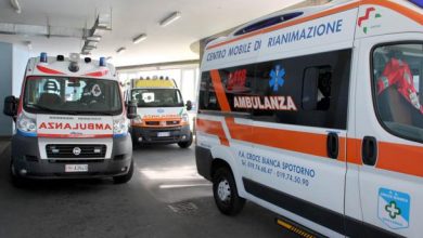 Photo of Ambulanza Bloccata a Ischia da una Transenna: Muore Turista