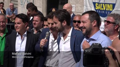 Photo of Manifestazione contro Salvini a Bari